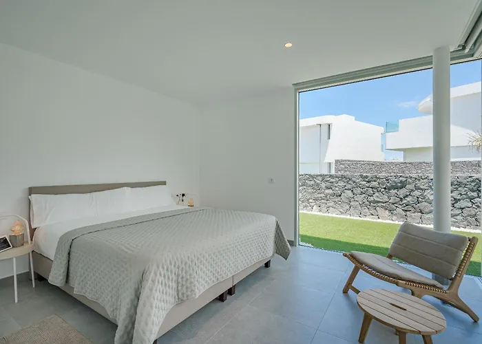 Estándar 8- Casangular By Upper