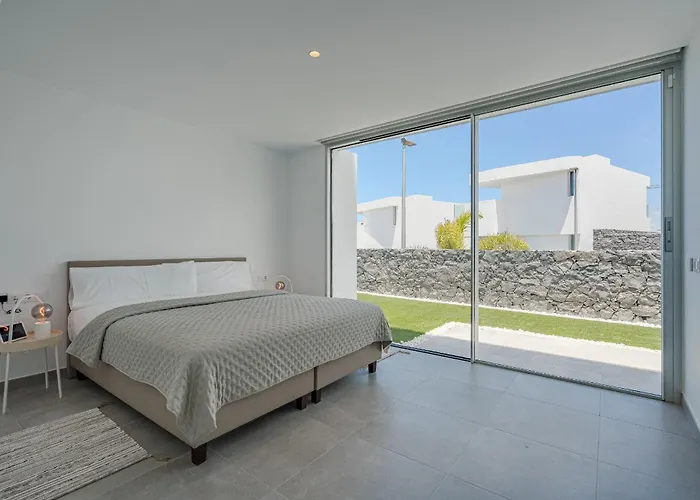 Estándar 8- Casangular By Upper