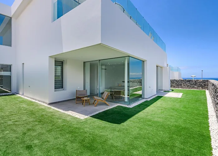 Estándar 8- Casangular By Upper * Costa Adeje (Tenerife)