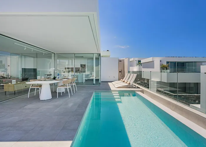 Estándar 8- Casangular By Upper * Costa Adeje (Tenerife)