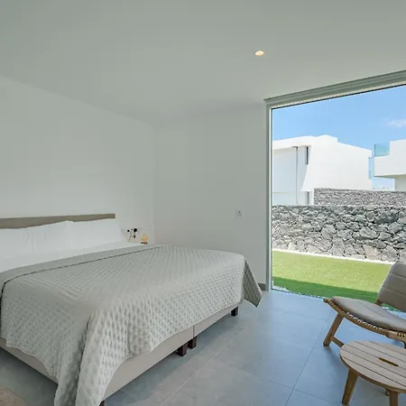 Estandar 8- Casangular By Upper