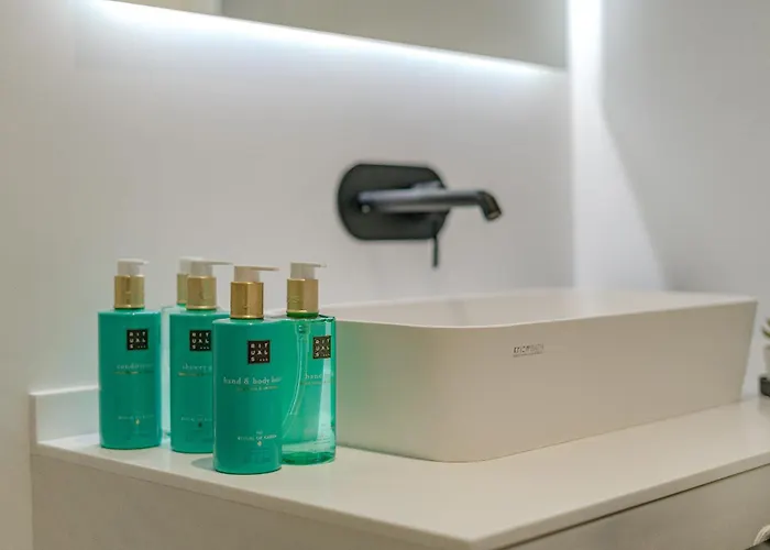 Estandar 8- Casangular By Upper Vila